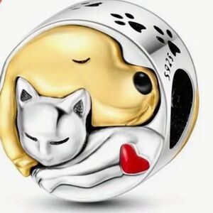 .925 silver Cat & Dog Charm NWOT